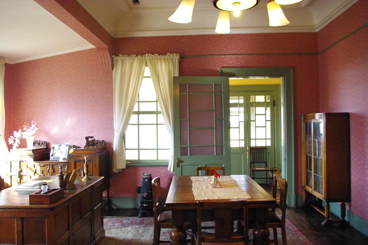 画像2: 旧東奥義塾外人教師館