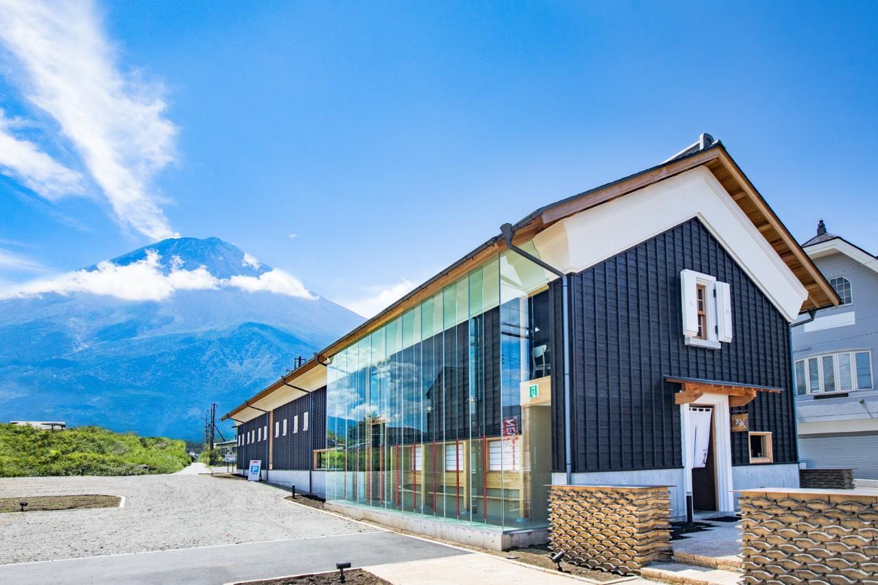 画像2: 【ほうとう】味噌とアワビとダシが生む日本一の味「歩成」