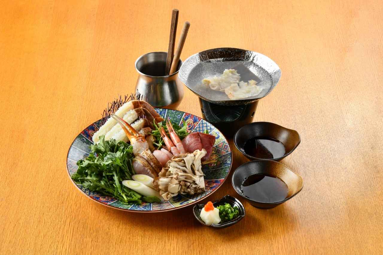 画像1: 【カニ鍋】上品な小鍋で甘み豊かな福井のカニを堪能。「蟹と海鮮ぼんた」