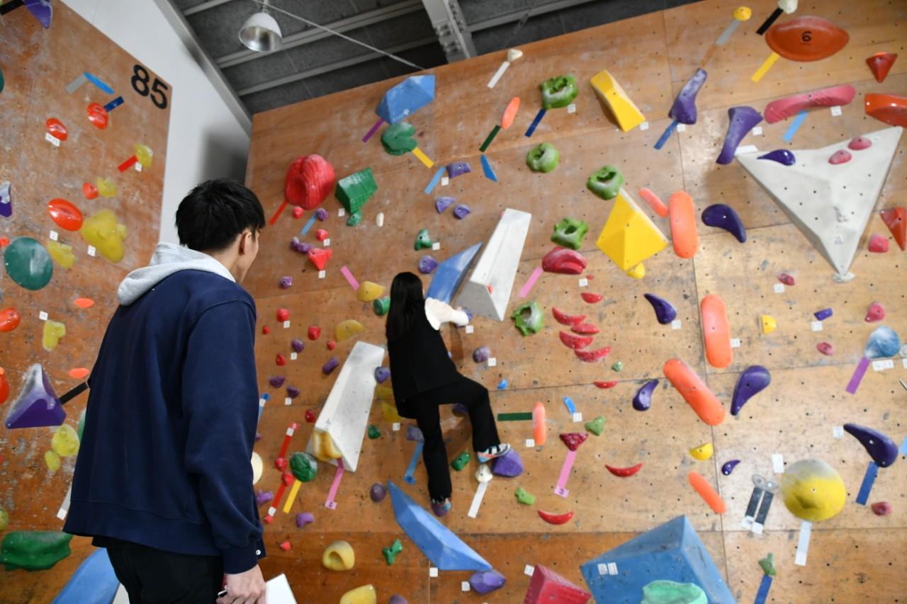 画像2: ボルダリング＆こだわりコーヒーを満喫「ESCAPE COFFEE&CLIMBING」