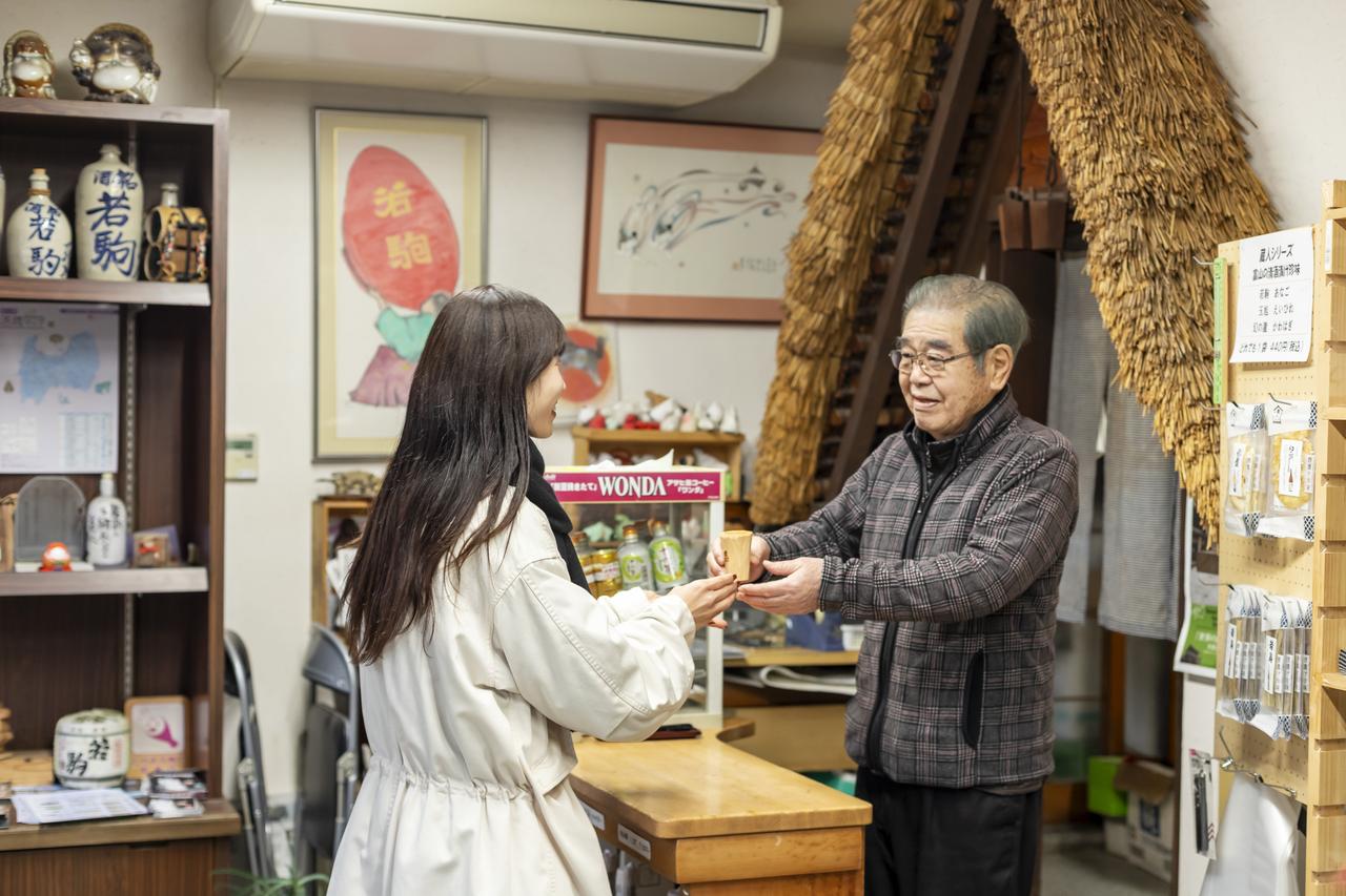 画像27: 「見渡す限り木彫刻のまち・日本遺産井波」で出会う匠の技と歴史 ─ 木彫刻美術館の伝統文化─