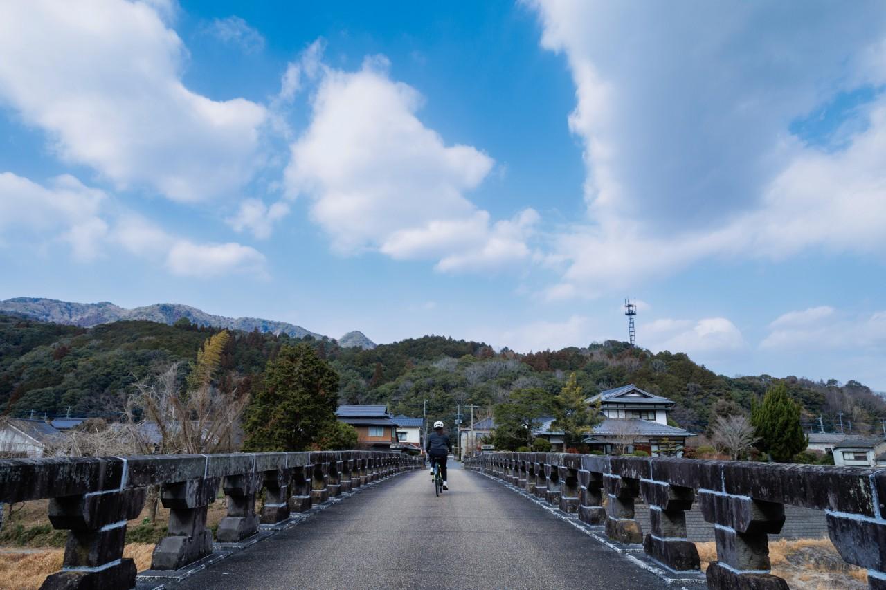 画像: 羅漢寺駅のすぐ近くにある羅漢寺橋