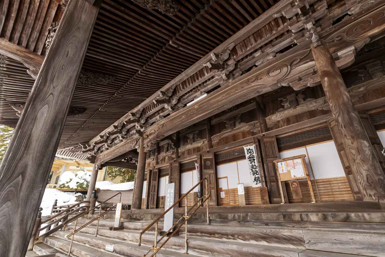 画像7: 「見渡す限り木彫刻のまち・日本遺産井波」で出会う匠の技と歴史 ─ 木彫刻美術館の伝統文化─