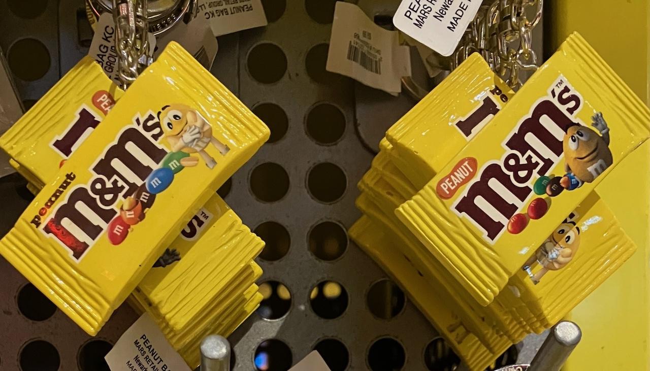 画像2: 世界中で愛される「M&M’S」の自由の女神チョコ