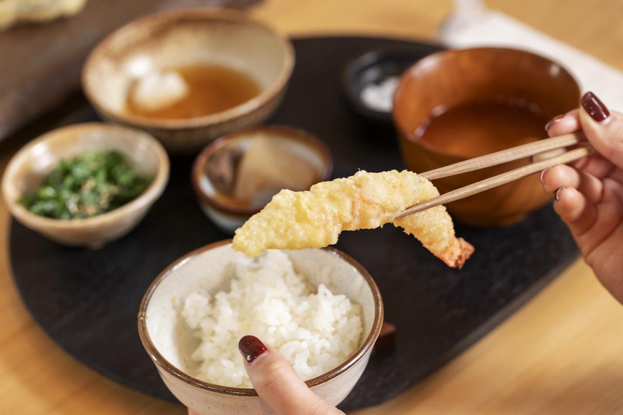 画像4: 旧銀行跡を活用した天ぷら専門店でランチ