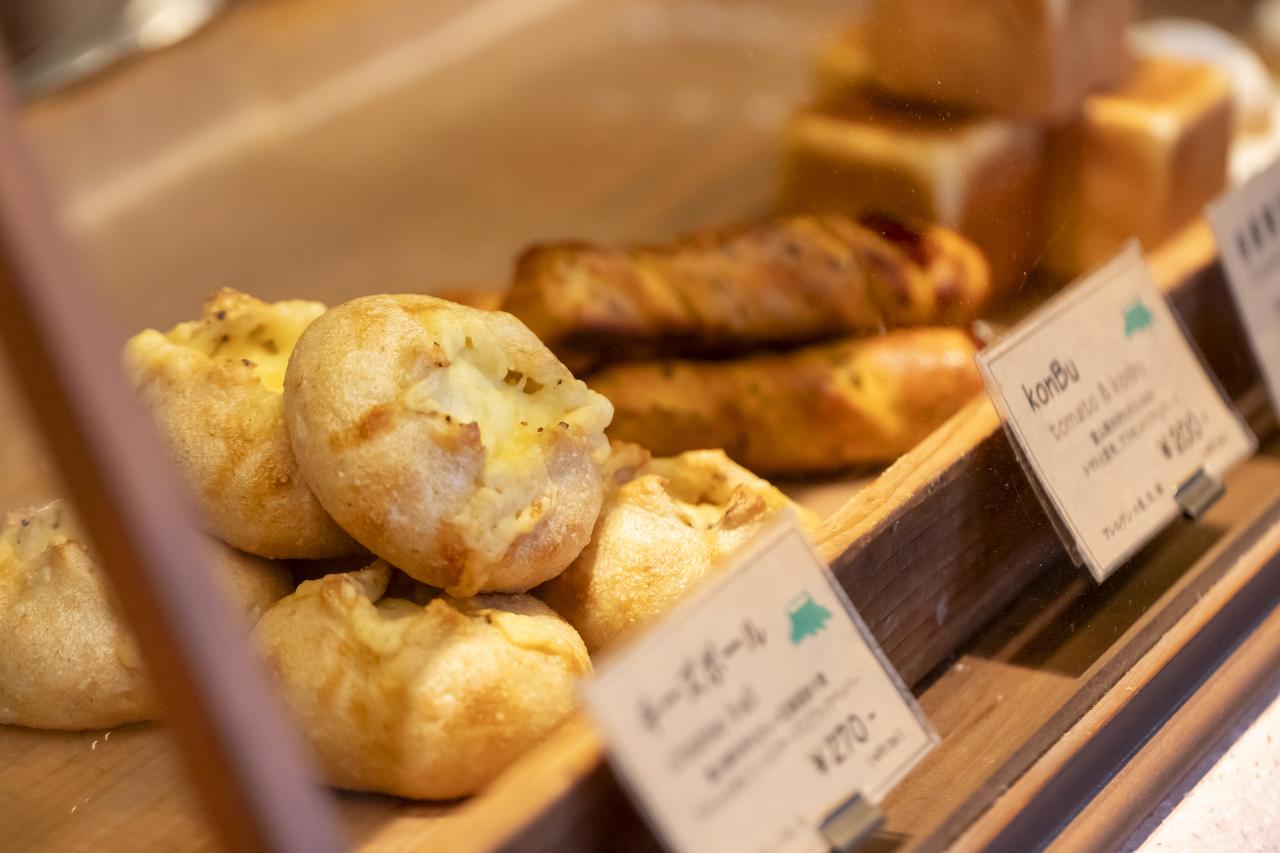 画像32: 「見渡す限り木彫刻のまち・日本遺産井波」で出会う匠の技と歴史 ─ 木彫刻美術館の伝統文化─