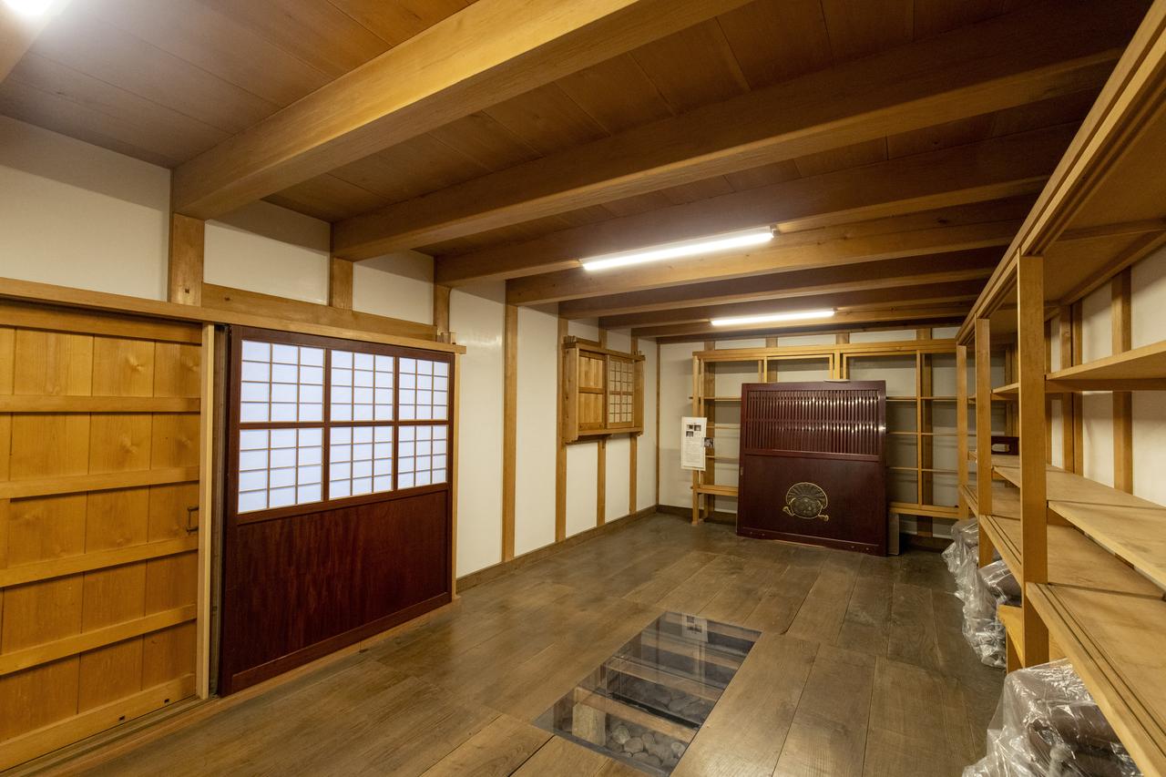 画像19: 「見渡す限り木彫刻のまち・日本遺産井波」で出会う匠の技と歴史 ─ 木彫刻美術館の伝統文化─