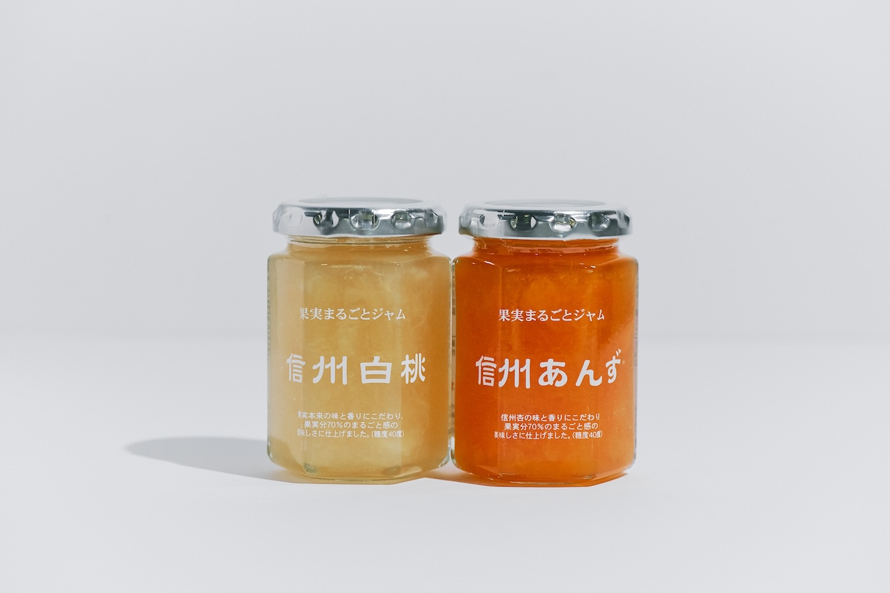 画像: 「果実まるごとジャム 信州白桃」「果実まるごとジャム 信州あんず」いずれも150g 431円