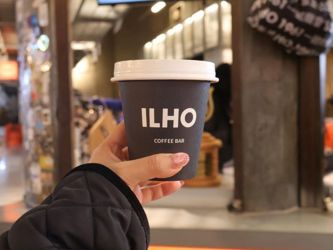 画像: Noir Blanc(ブラックコーヒー)7,000ウォン(日本円で約740円)