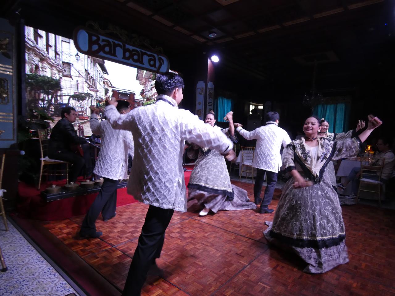 画像3: 伝統料理と伝統舞踊を楽しむランチ