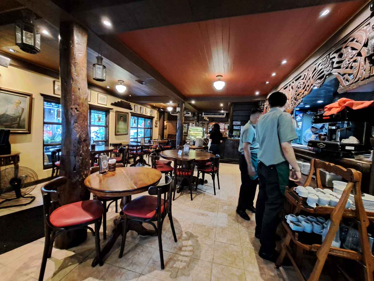 画像3: マニラ・ベイウォークでサンセットを観賞