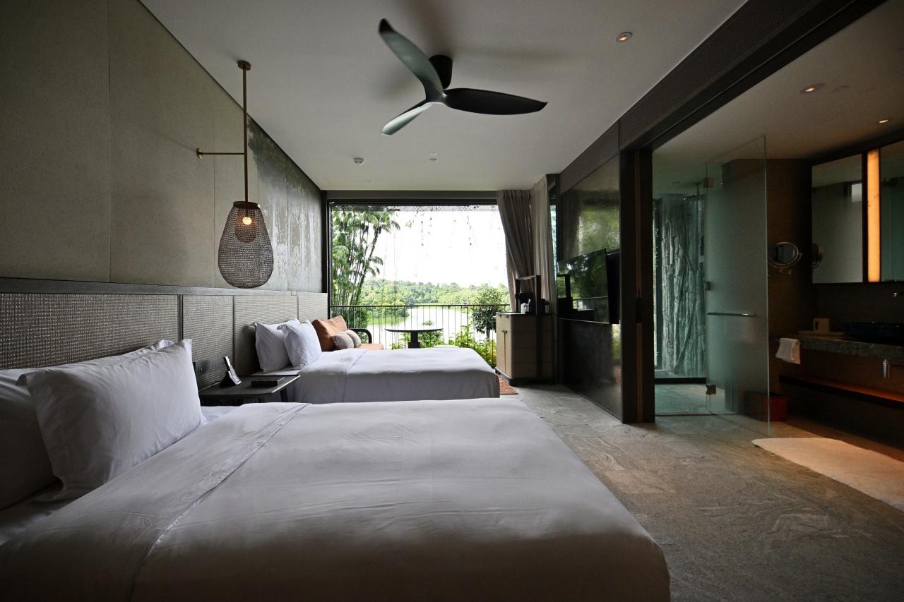 画像: 客室は全338室。「ツリーハウス」のほか「リトリート」「サンクチュアリ」「ファミリー」など、ゲストの滞在スタイルに合わせた多彩な空間を用意しています