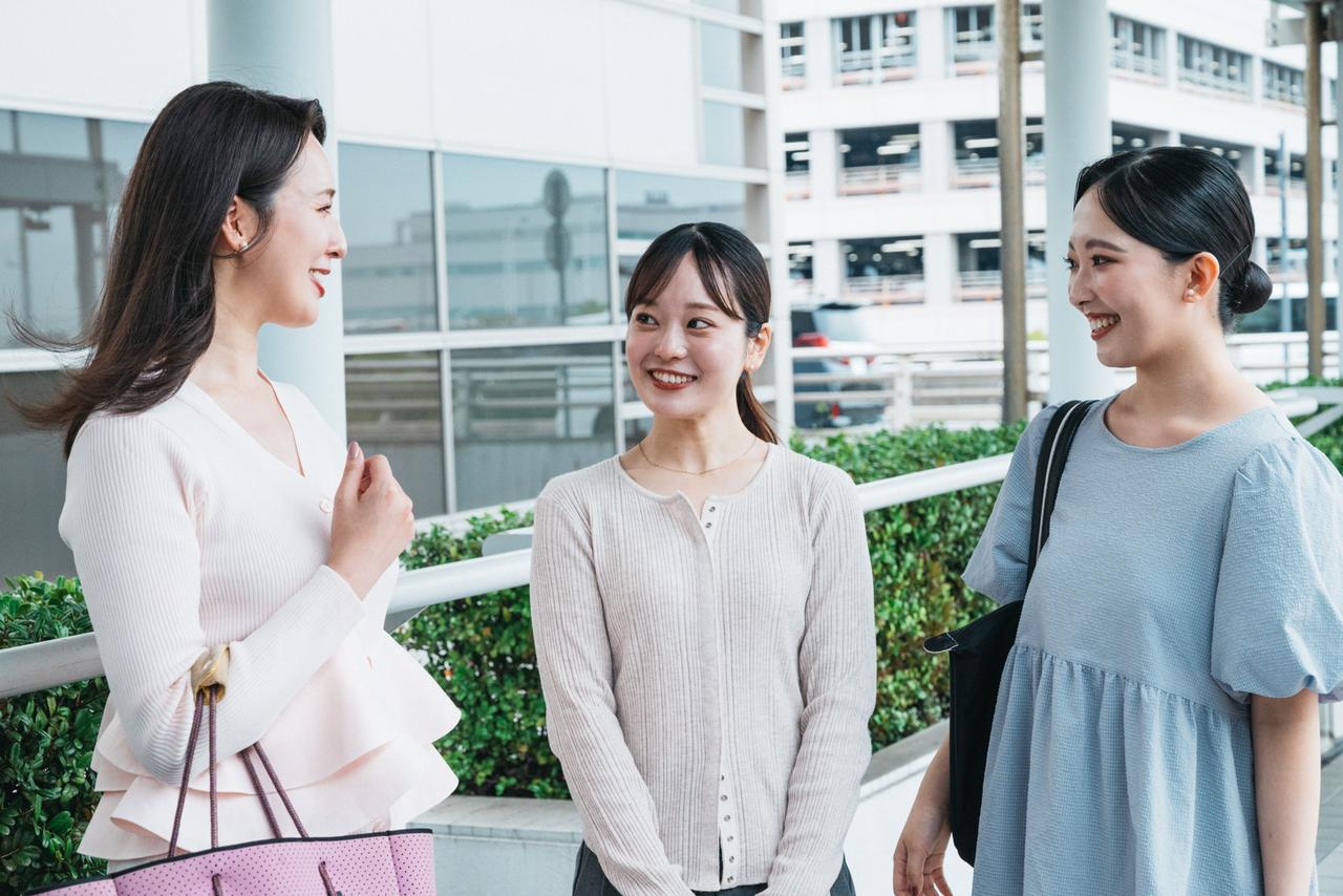 画像: Q. はじめての通勤服は何を参考にした？