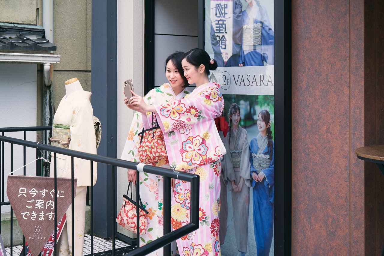 画像3: 手ぶらで行ける着物レンタル｜VASARA金沢兼六園店