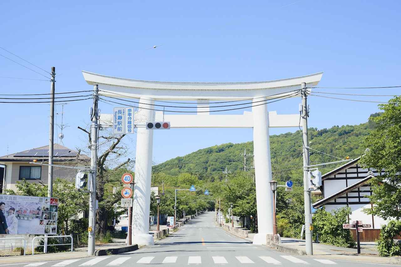 画像1: 寳登山神社｜“宝の山”に鎮座するミシュラン認定のパワースポット