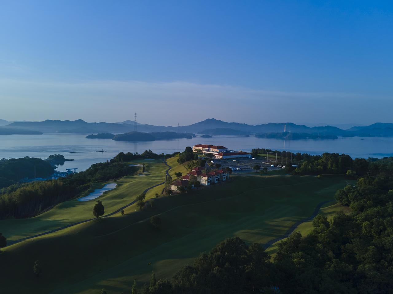 画像5: 【広島】瀬戸内海を望むシーサイドコースとヴィラで過ごす贅沢なひと時「瀬戸内ゴルフリゾート」