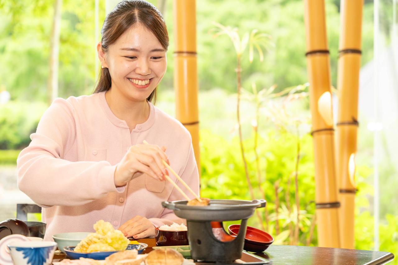 画像3: 絶景を眺めながらパワーチャージ「神山温泉ホテル四季の里＆いやしの湯」