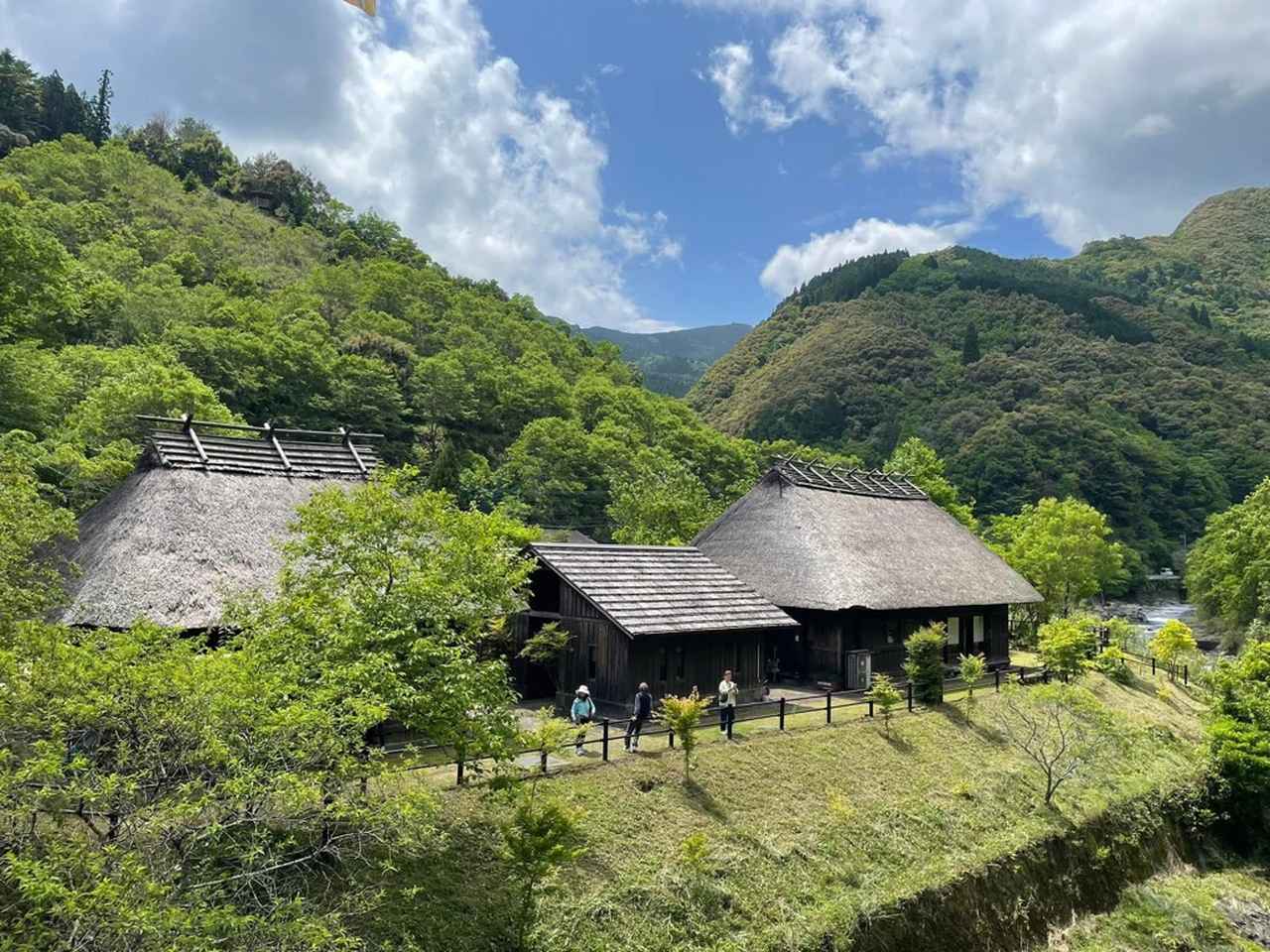 画像1: 3.食：「おがわ作小屋の四季御前」VS「にしめら川床」あなたはどっち？