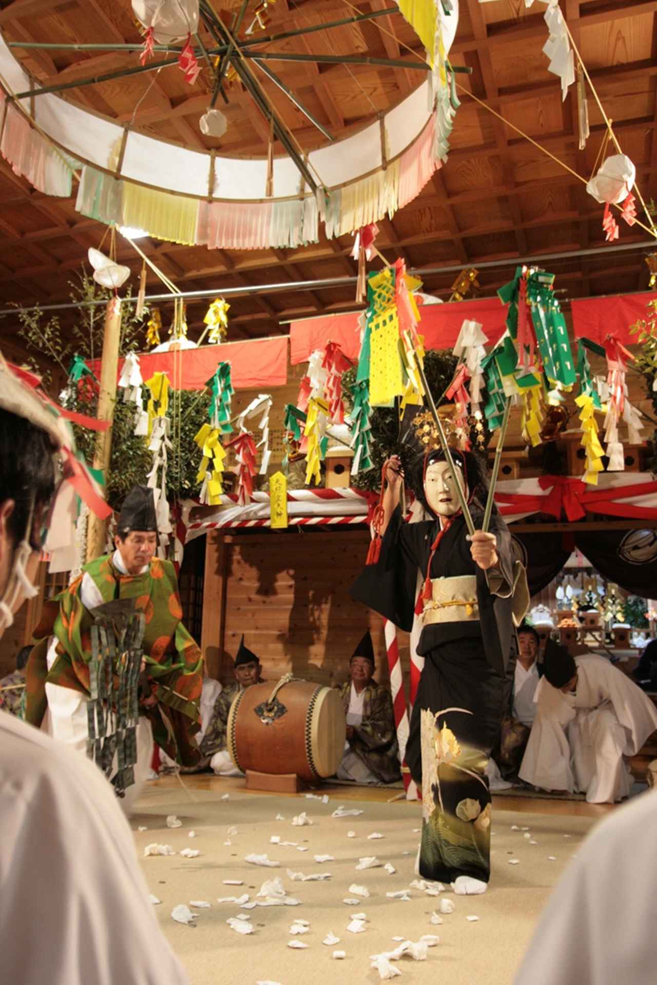 画像2: 5.文化：国指定重要文化財「米良の神楽」