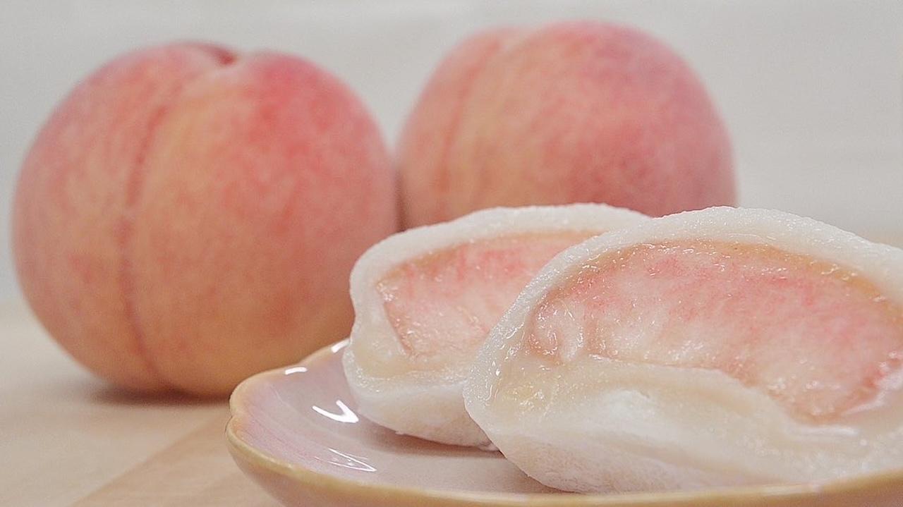 画像: 夏季限定の桃大福
