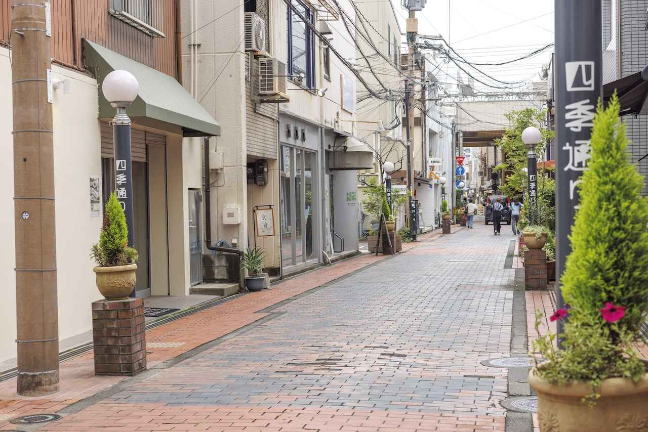 画像1: 直感のままにストリートを漂う。宮崎中心街の個性を巡る、贅沢な街歩き