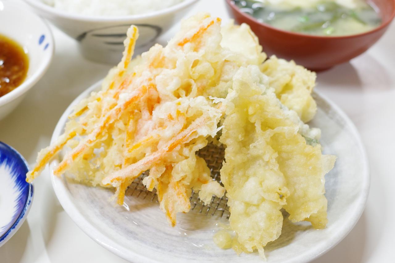 画像7: 小倉で愛され続ける「地下天」。爆速提供と伝統の味「天ぷら定食 ふじしま」