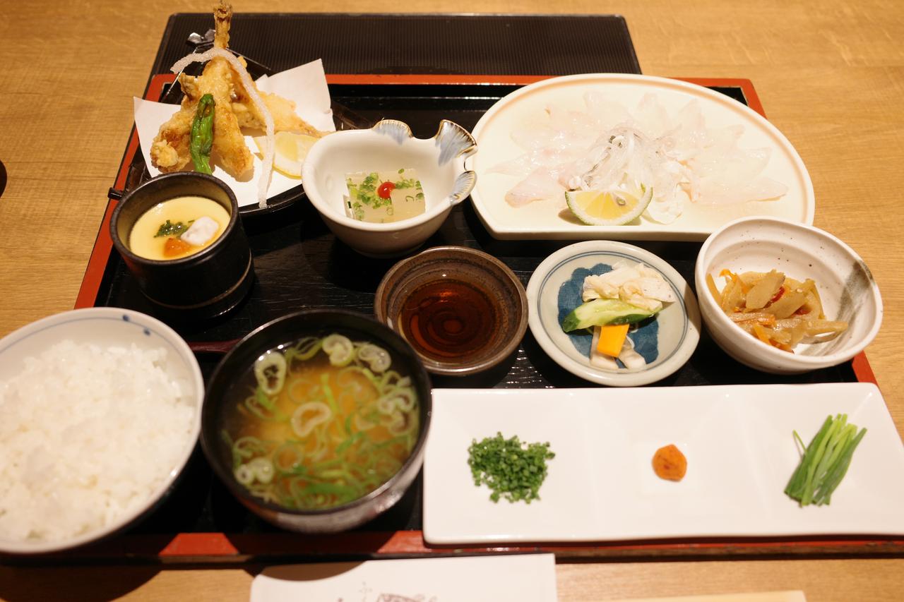 画像2: 天然とらふぐが2,900円!?コスパ抜群の豪華ランチ「北九州小倉 ふく山本」