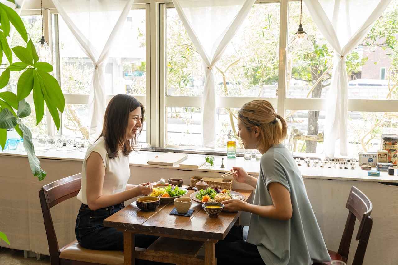 画像5: 暮らしに馴染む、やちむんの姿。カフェ&雑貨「mofgmona」