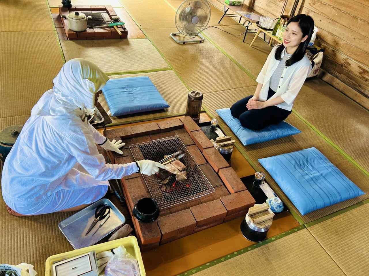 画像1: 心温まる出会い|海女小屋体験 さとうみ庵