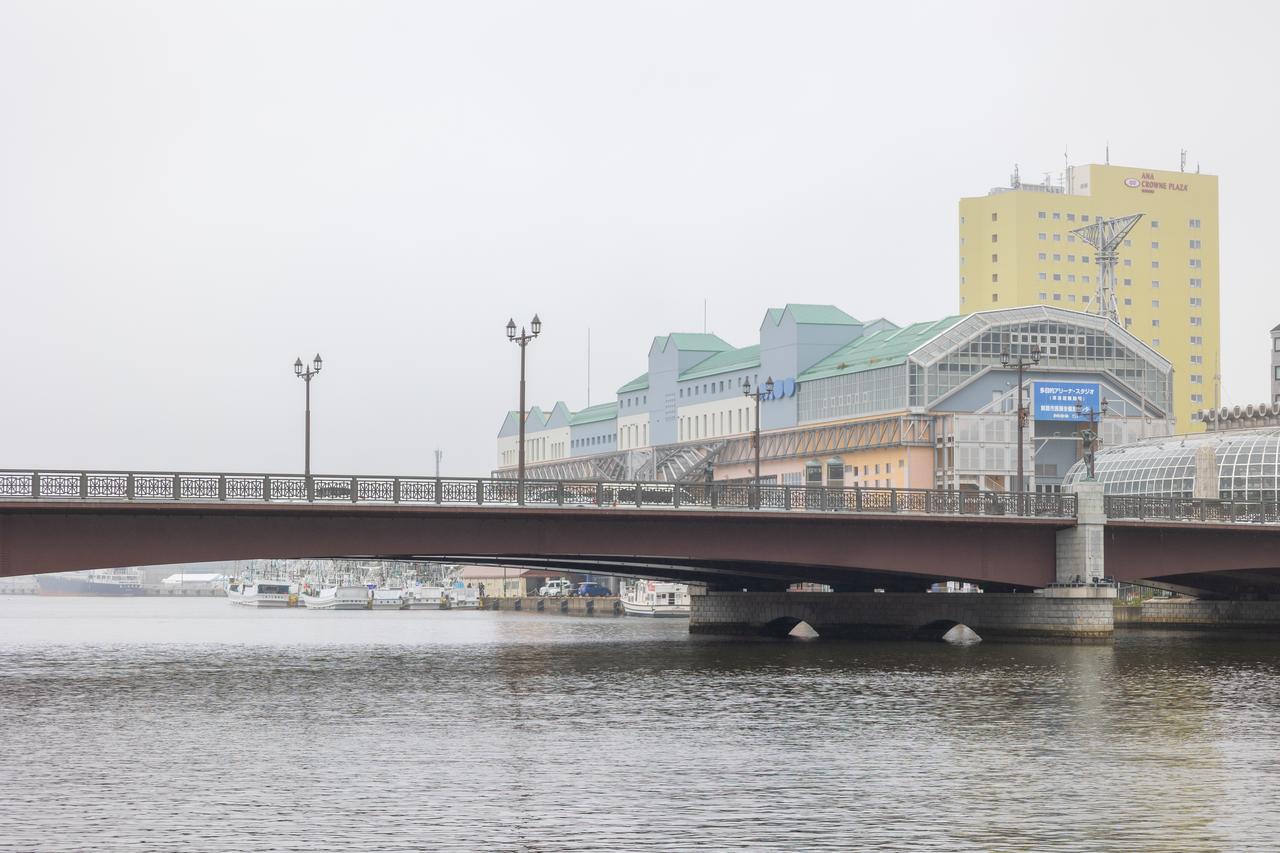 画像5: 霧に包まれる、釧路のシンボルブリッジ「幣舞橋」