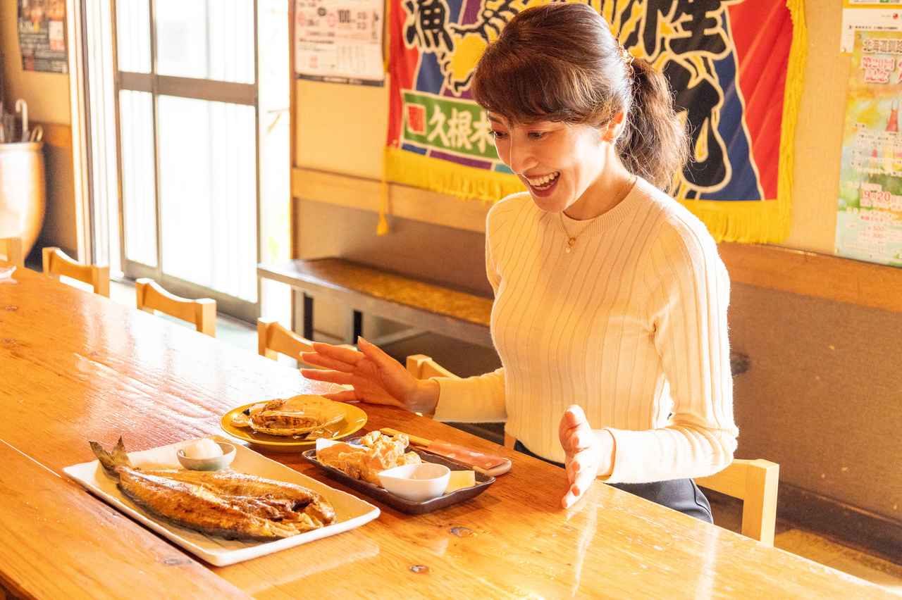 画像12: 創業50年「炉ばた 鱗」。釧路発祥の炉端焼きを本場で味わう