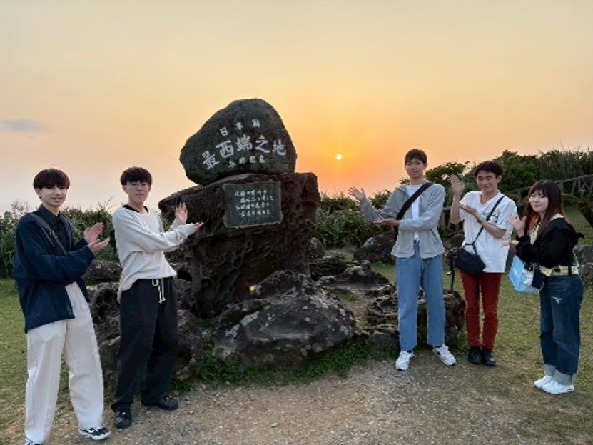 画像: 日本で最後に沈む夕日を見に|日本最西端の岬「西崎(いりざき)」