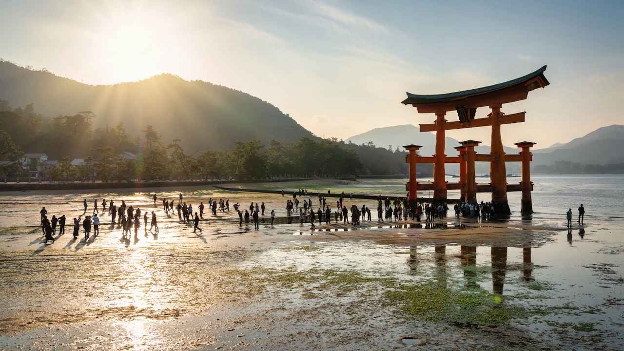 画像: 干潮時 iStock.com/Mlenny