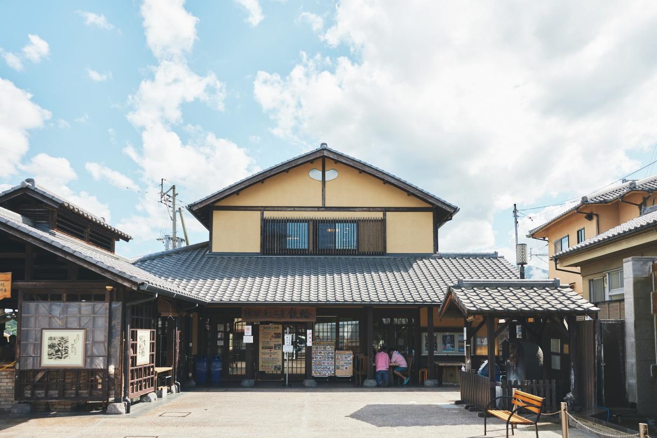 画像1: 地獄蒸し工房 鉄輪|温泉の蒸気で、朝ごはんを味わう
