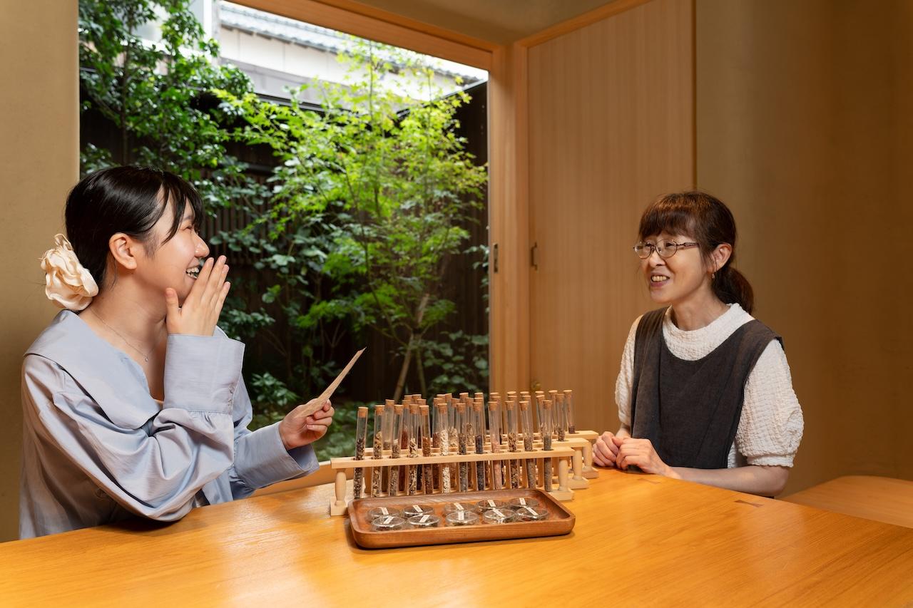 画像4: 堀江薬局本店艸楽|誕生日が導く自分だけのお茶と出合う