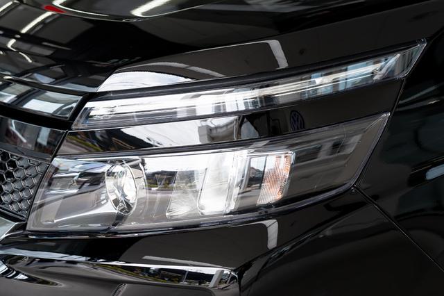 画像3: 今回試乗させていただくのは「VOXY GR SPORT」