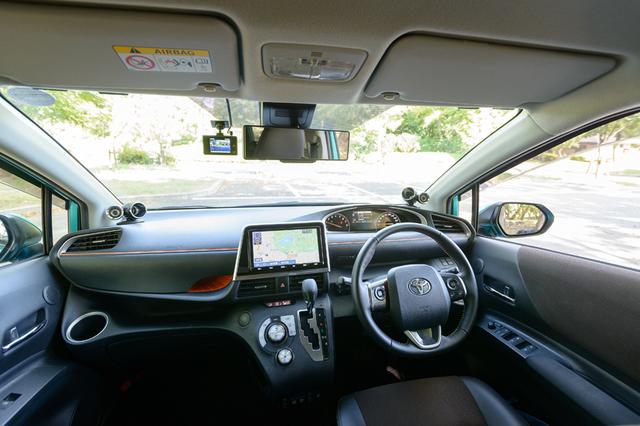 画像2: 家族でフル乗車しても十分パワーがある、自然吸気1Æ5Lガソリンエンジン。