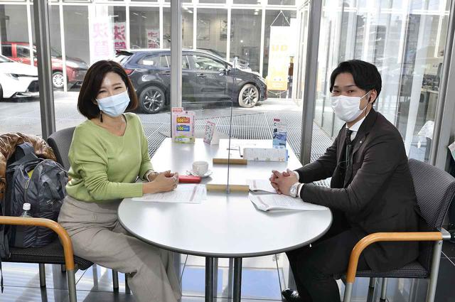 画像: 今回お話を聞いたのはネッツトヨタ南海 きたはなだ店 アドバイザーの岩井さんです。