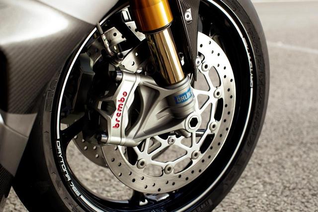 画像: 新型高性能Brembo製Stylema®ブレーキ