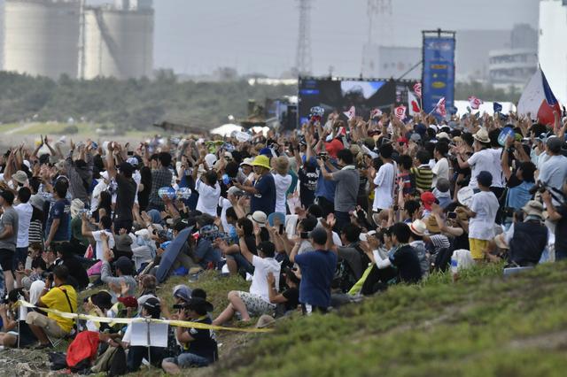 画像: 2日間で10万人が千葉の幕張に来場したエアレース2019。