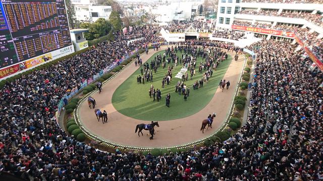 画像: 有馬記念。1着になると賞金+付加賞3億336万円が支給される。