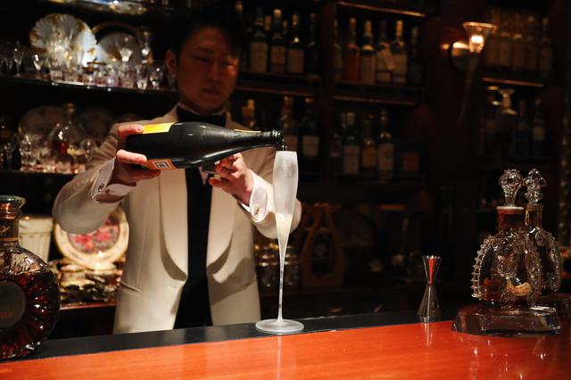 画像8: 極上カクテルと、超希少なお酒に出会うなら...