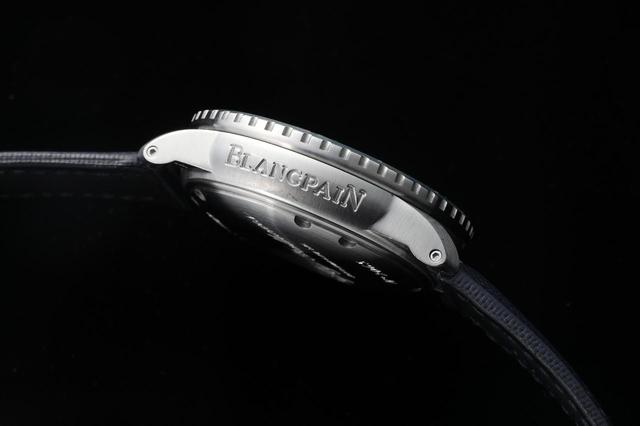画像: ブランドの刻印はシンプルながら力強い