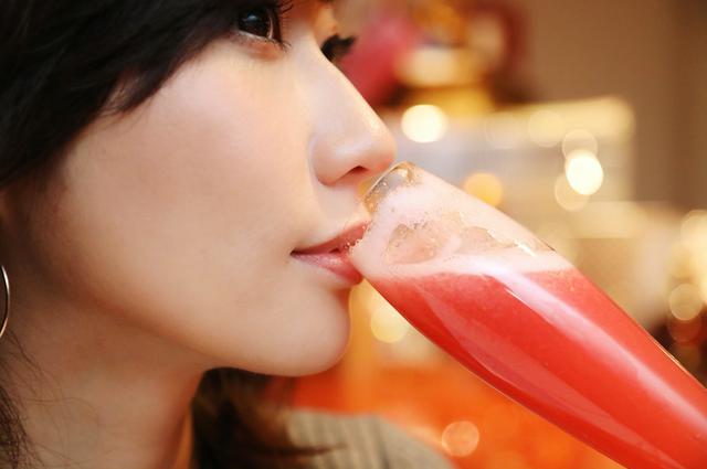 画像2: 日本一の腕を持つバーテンダーの極上カクテル