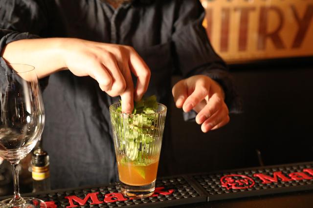 画像6: 音楽とお酒を語らう、異国のソウルBARへ