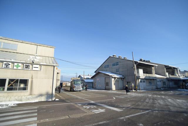 画像: BBSジャパン・高岡本社に併設する工場