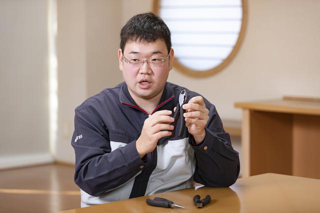 画像: ネプロス革柄開発の舞台裏を語ってくれたT&M推進本部 商品開発部 汎用開発グループの大西さん。