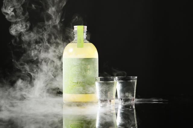 新感覚の果実酒！ 冷凍して楽しむお酒「翠氷 -CROWN MELON-」が登場