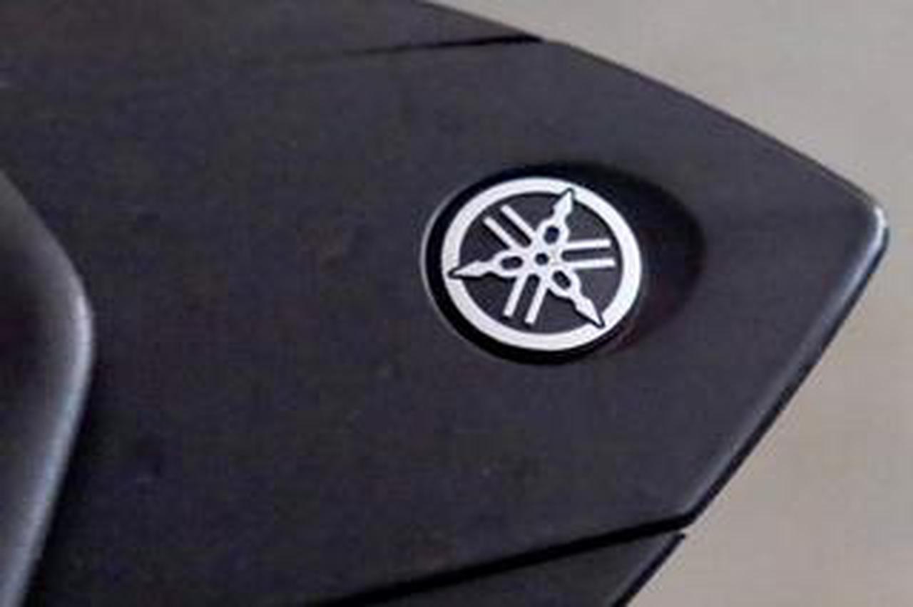 ZippoYAMAHAヤマハバイク音楽音叉マーク希少2006 ZippoYAMAHAヤマハバイク音楽音叉マーク希少2006