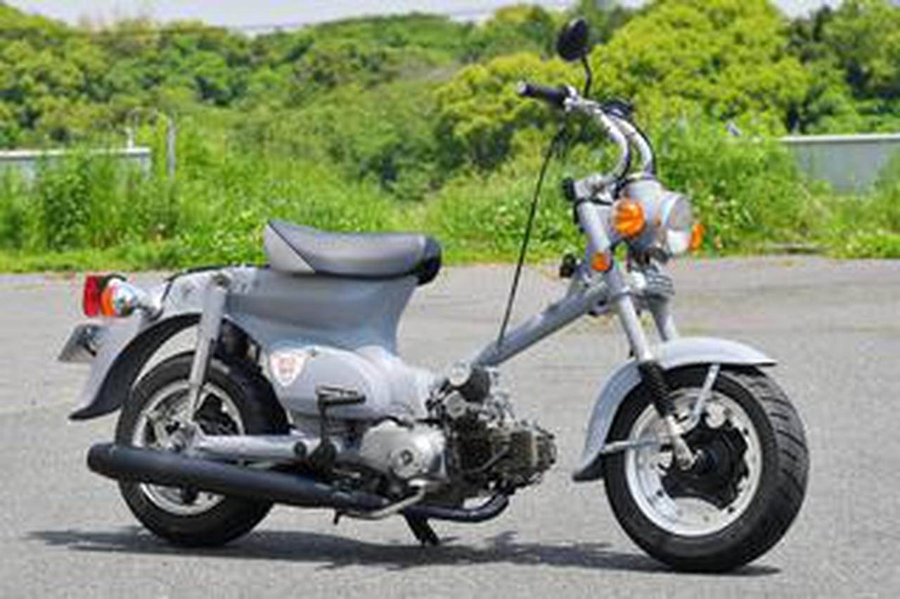 最近見かけたカスタムカブ紹介。10インチ足回りでコンパクトかわいい
